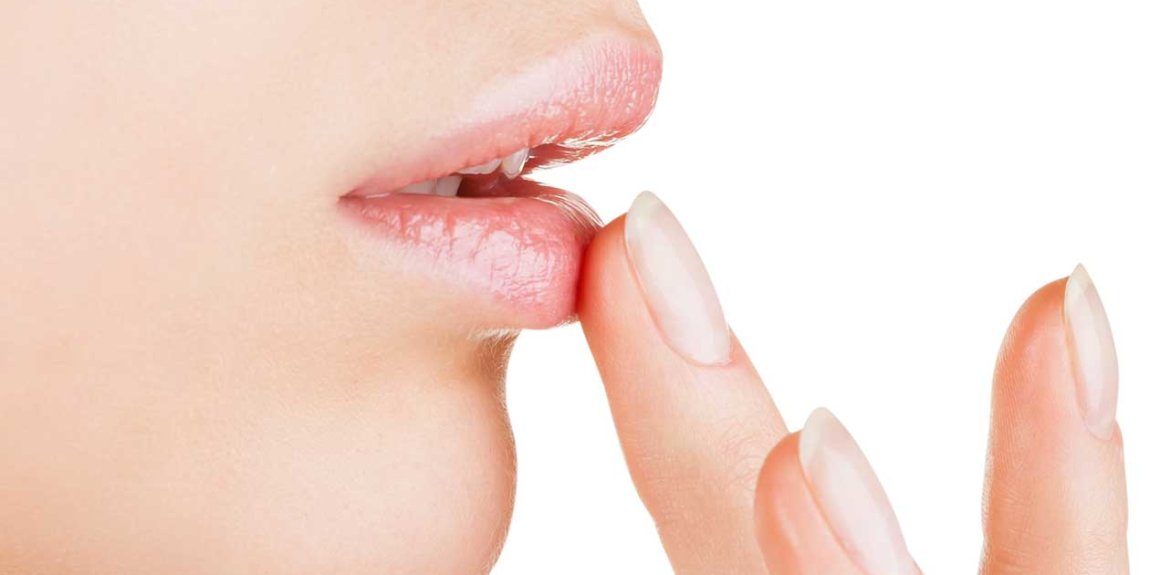 Aprenda como hidratar os lábios de forma caseira